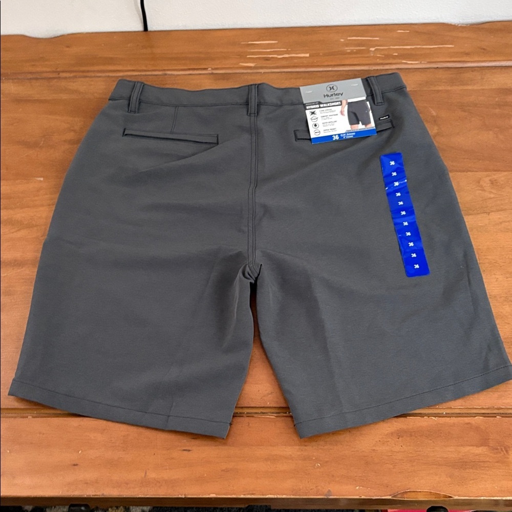 Hurley NWT Charcoal Casual Hybrid Walkshort Size 36 - Picture 7 of 13